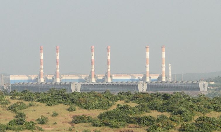 The huge gas-fired Dhabol power plant is one of many currently mothballed in India