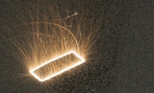 Laser melting process with metal powder