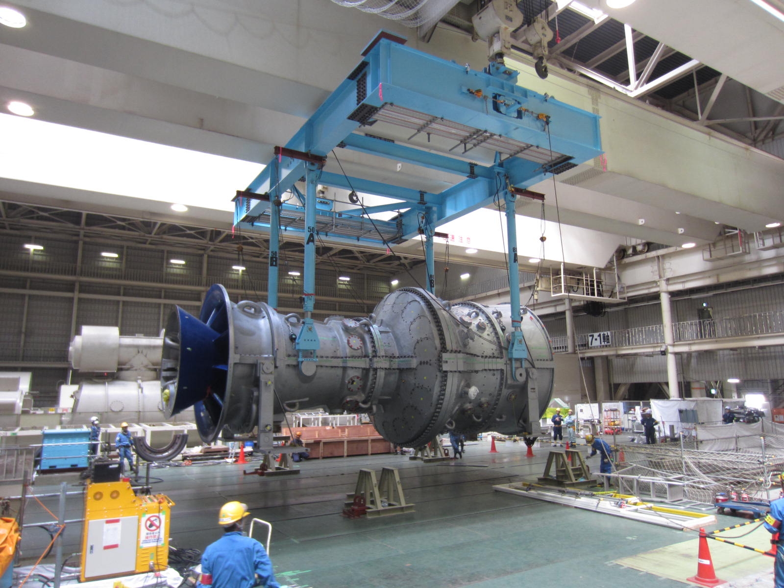 Replacing gas turbines at Tepco's Yokohama plant
