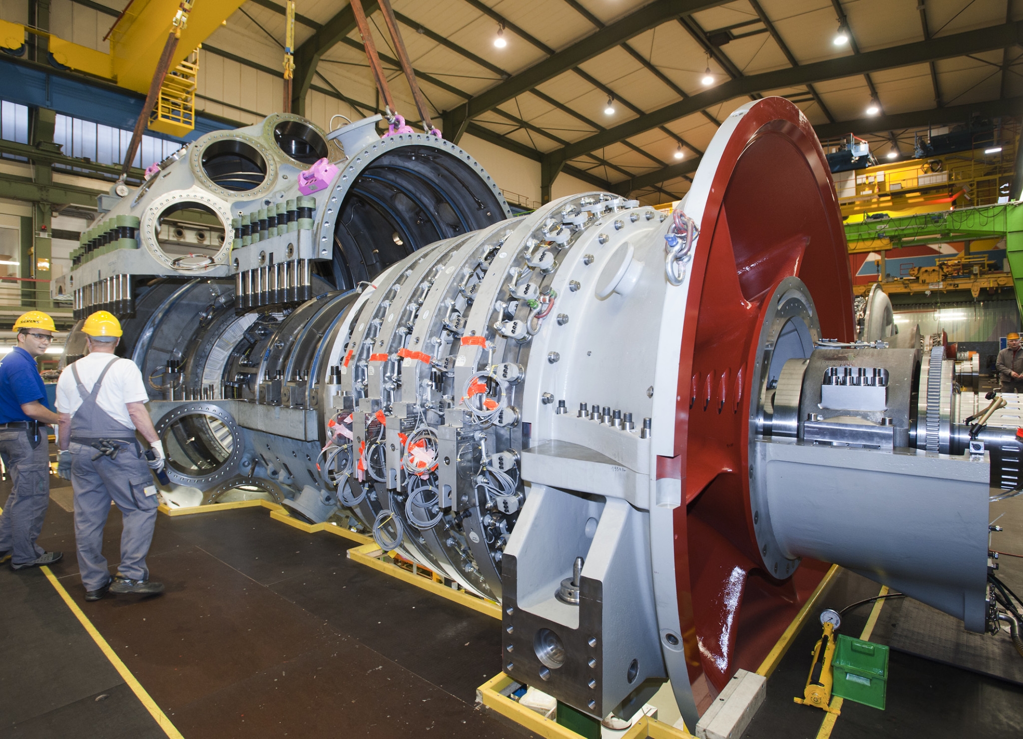 Final assembly of SCC6-8000H
