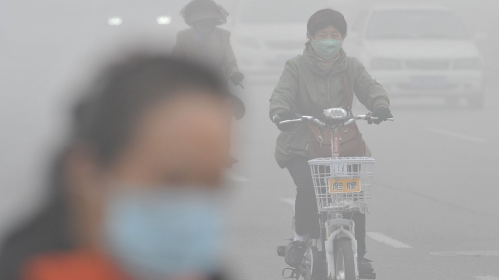 North China cities choked by smog