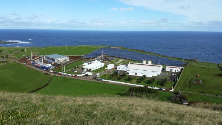 3.2-MW Li-Ion battery system with the 1-MW solar park in Graciosa; a 4.5-MW windpark will be commissioned soon.