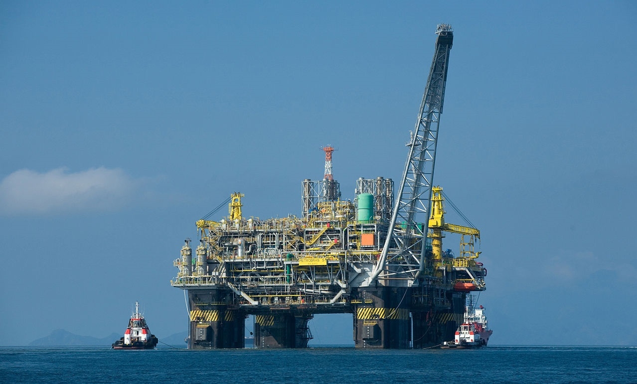 Oil platform off the Brazilian coast