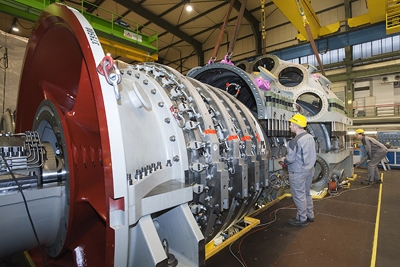 Final assembly of SGT6-8000H gas turbine in Berlin