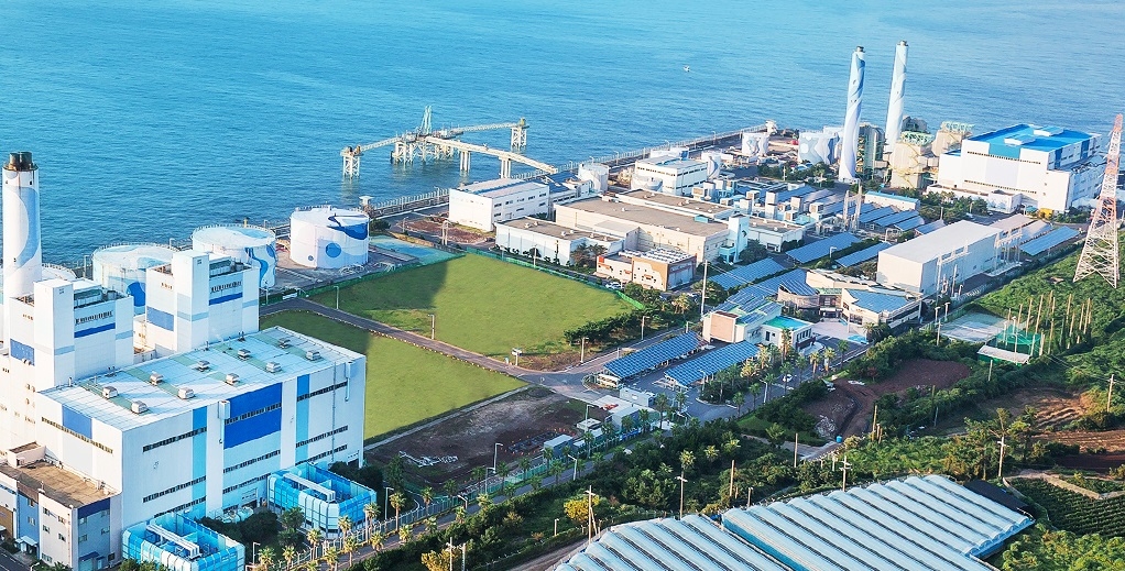 Jeju's integrated power generation site in the north of the island