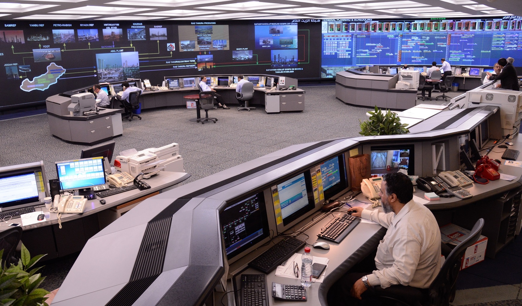 View into Saudi Aramco's oil supply scheduling center OSPAS