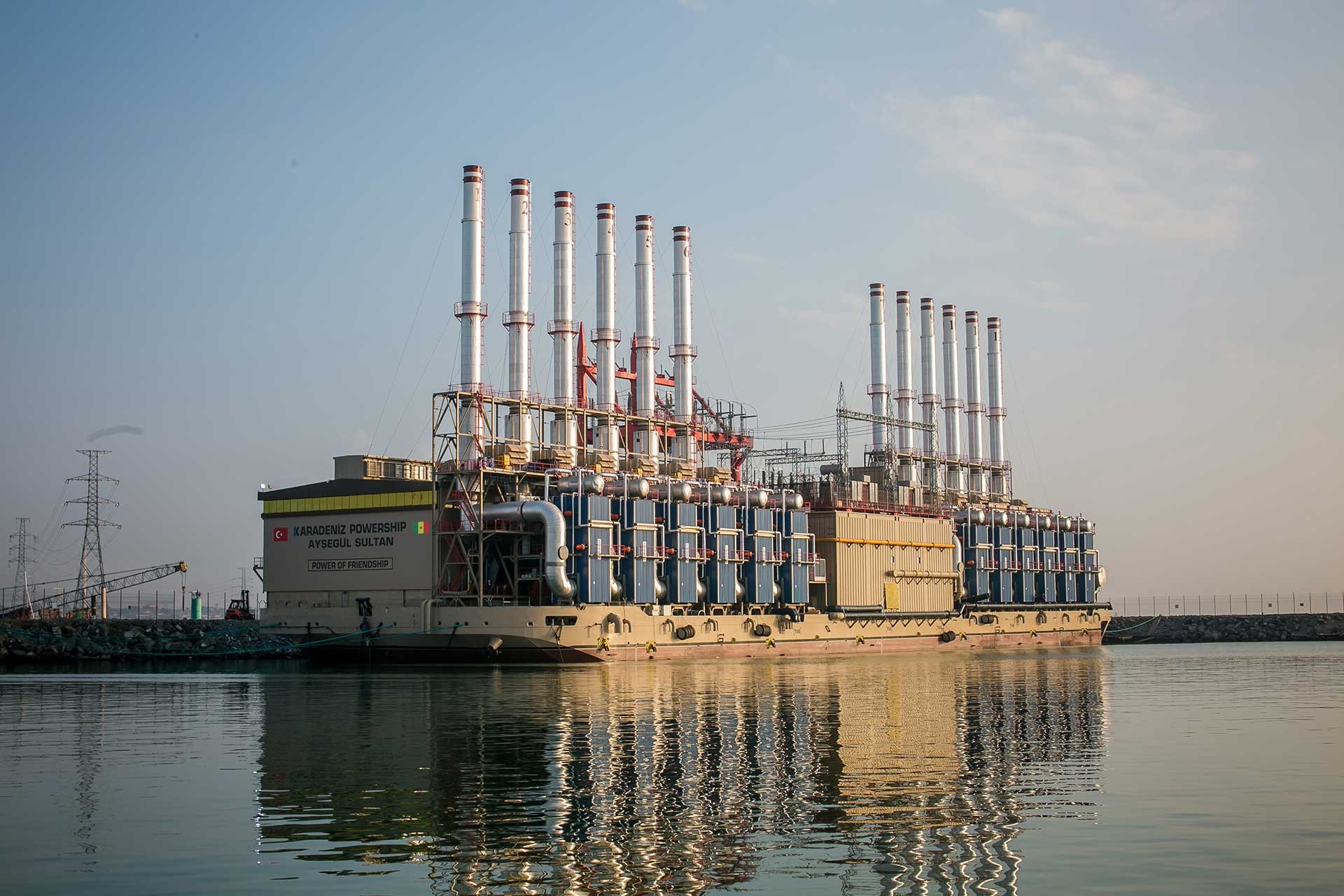Karpowership Ayşegül Sultan, moored off Dhakar