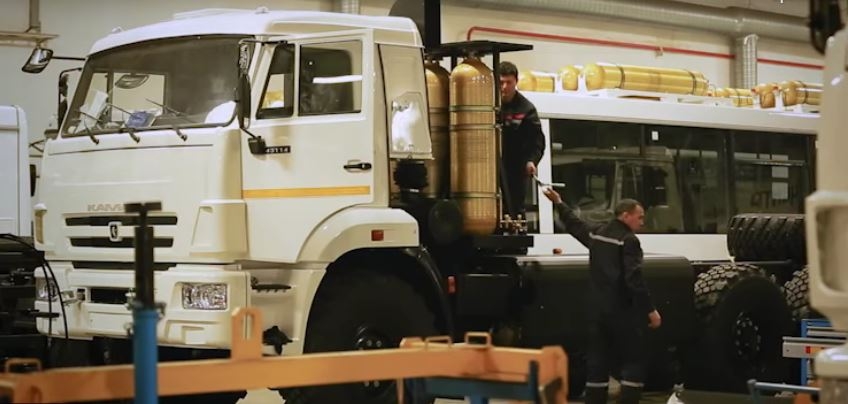 LNG-fuelled trucks, produced by Gazprom Gazomotornoye Toplivo