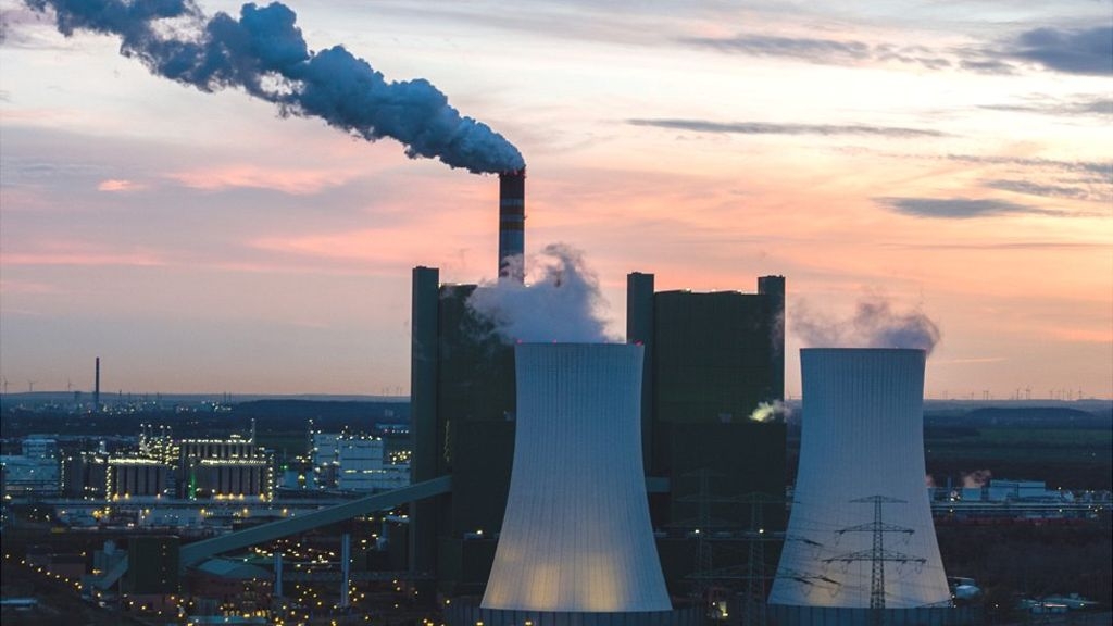 Lignite-fired power plant near Halle, Germany.