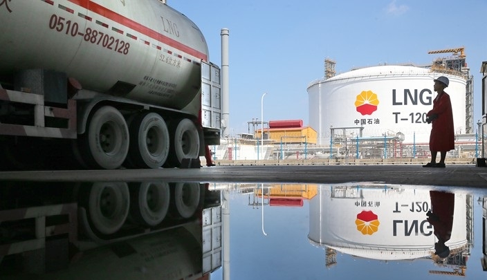 Tanker being loaded at PetroChina’s Rudong LNG terminal in Jiangsu Province