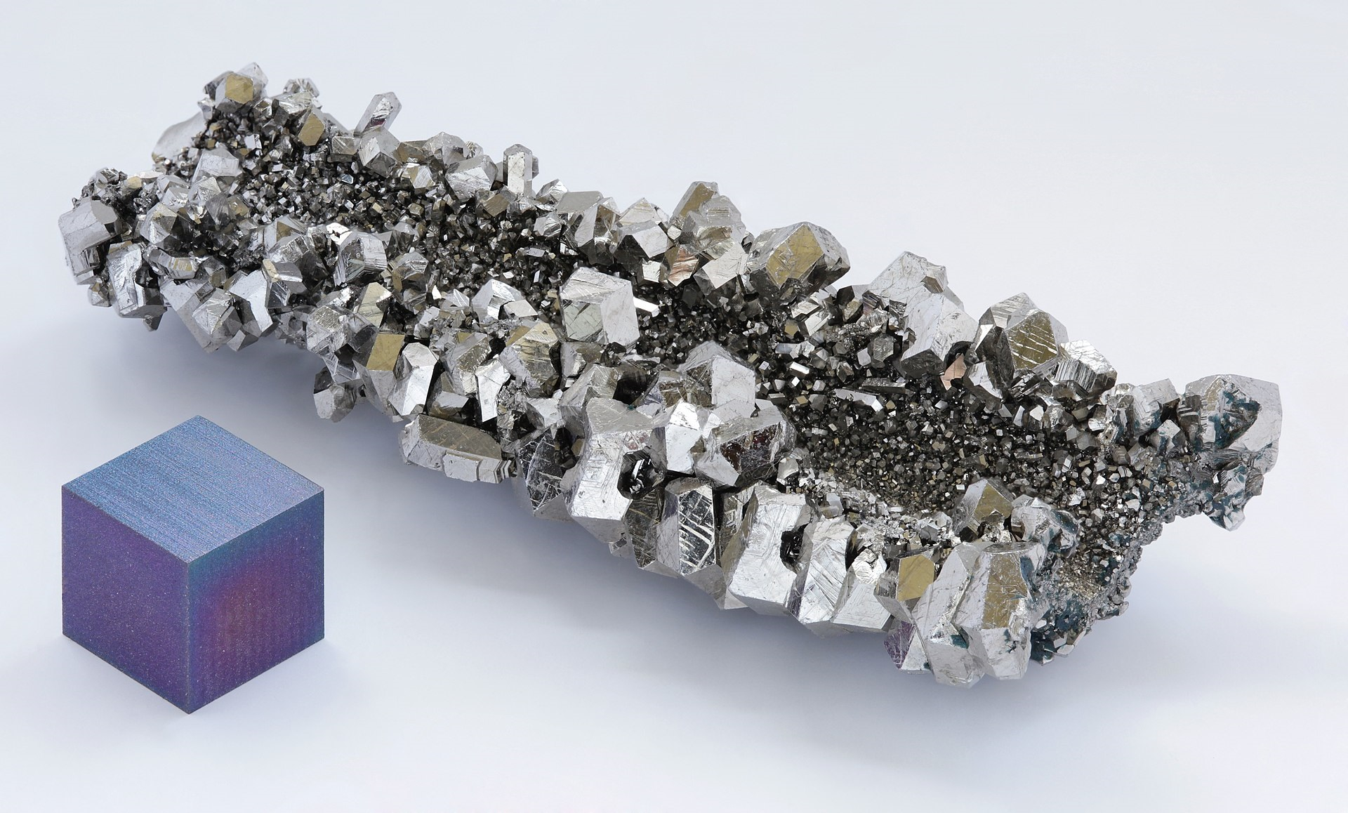 High purity niobium crystals