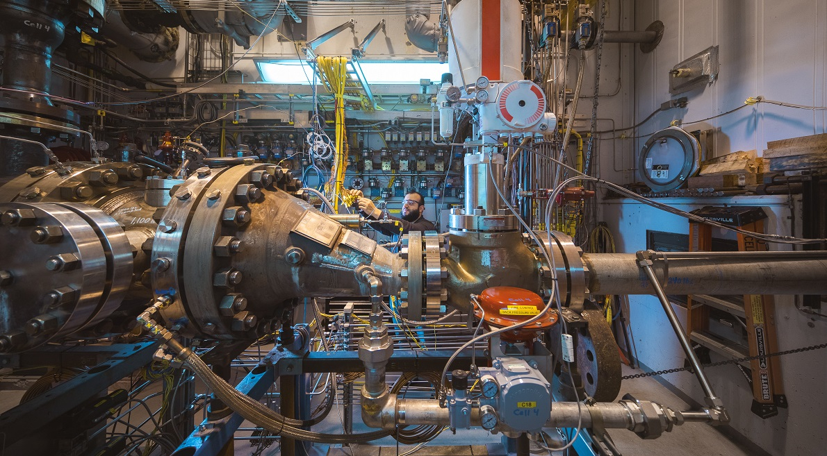 GRC combustion test cell