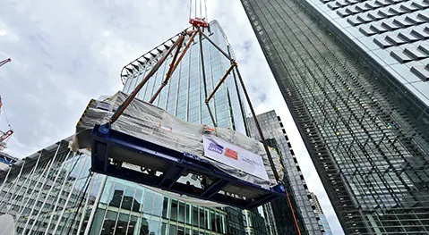 mtu genset being installed at a high-rise in London