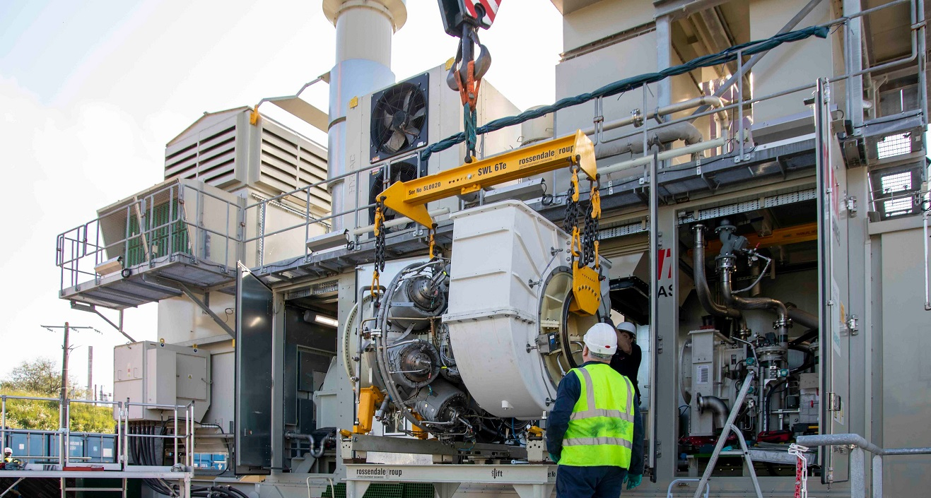 Installation of the SGT-400 gas turbine