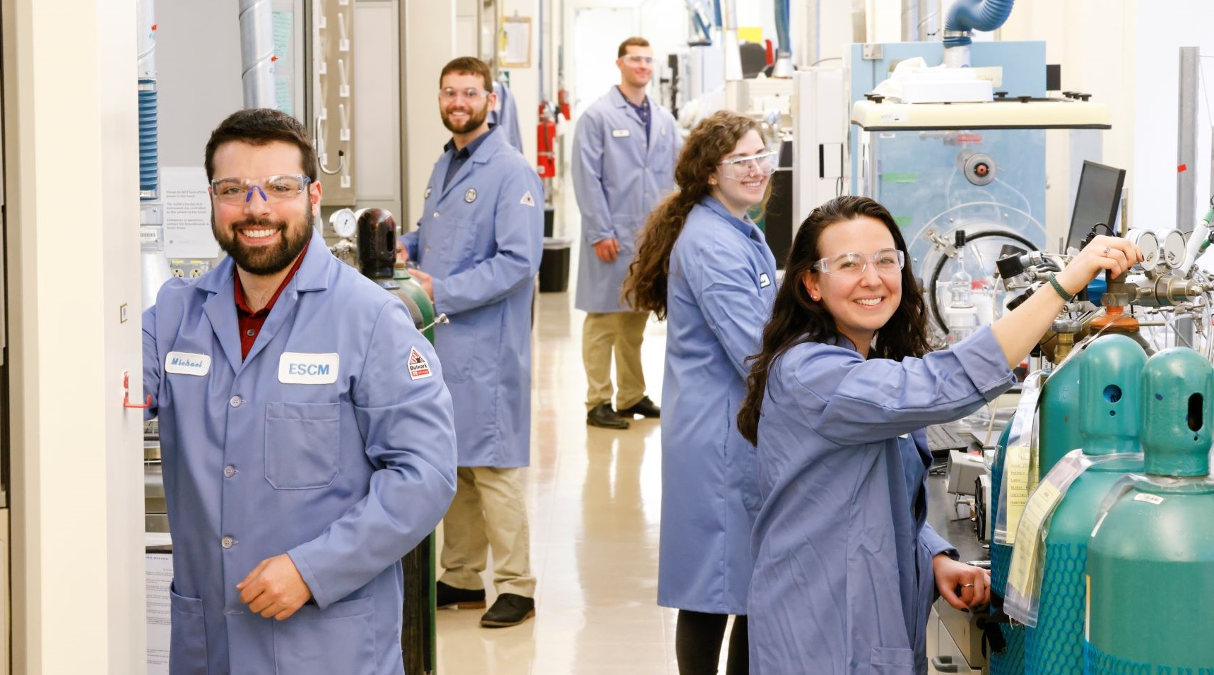 Five of the 50+ scientists and engineers that make up GE's Carbon Capture Breakout team.