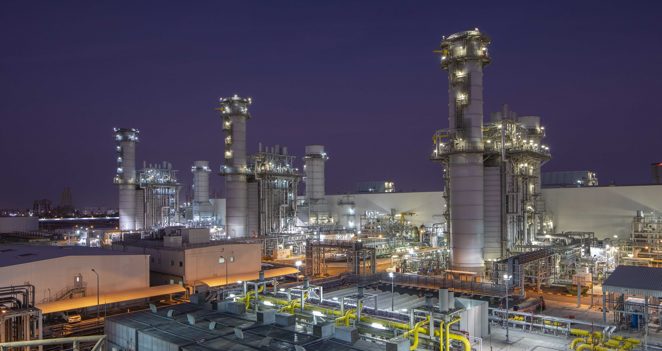 Night-time view of Hamriyah IPP
