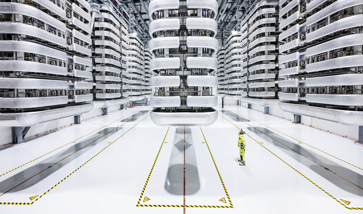 HVDC light valve hall