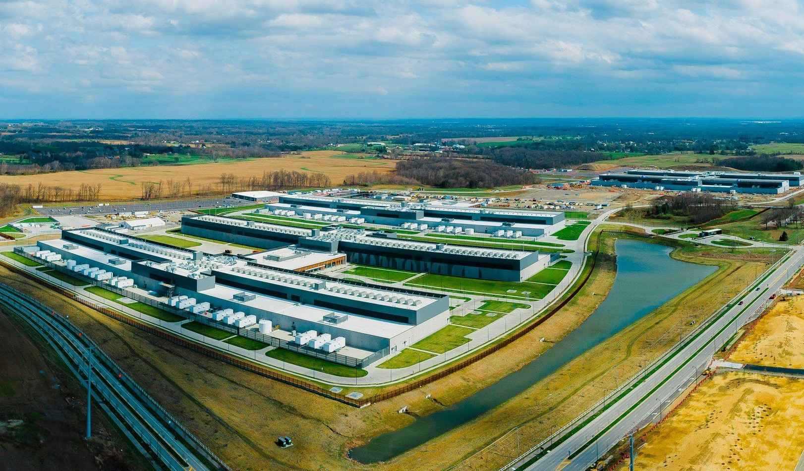 Render of Meta data centre in Albany, Ohio