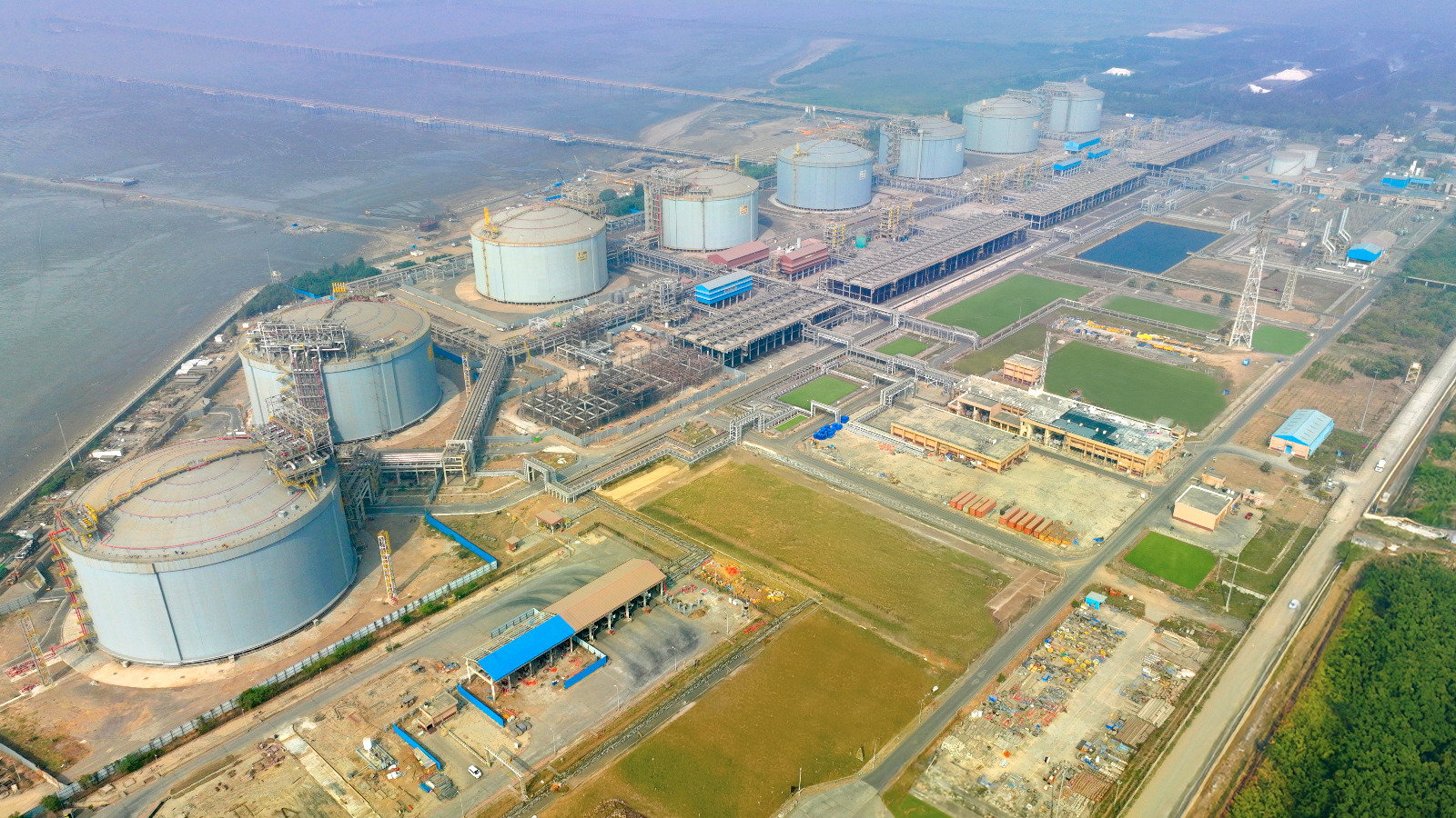 Petronet's Dahej LNG terminal