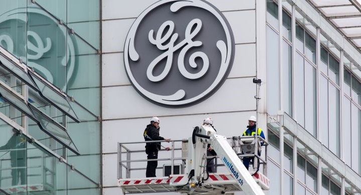 GE workers