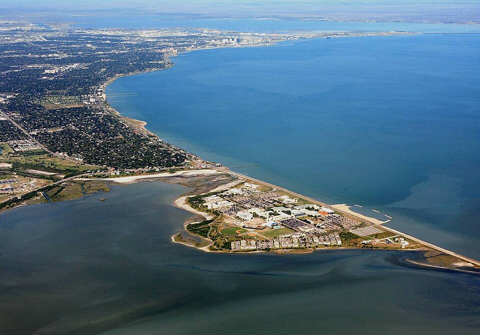 960px-AerialCorpusChristi